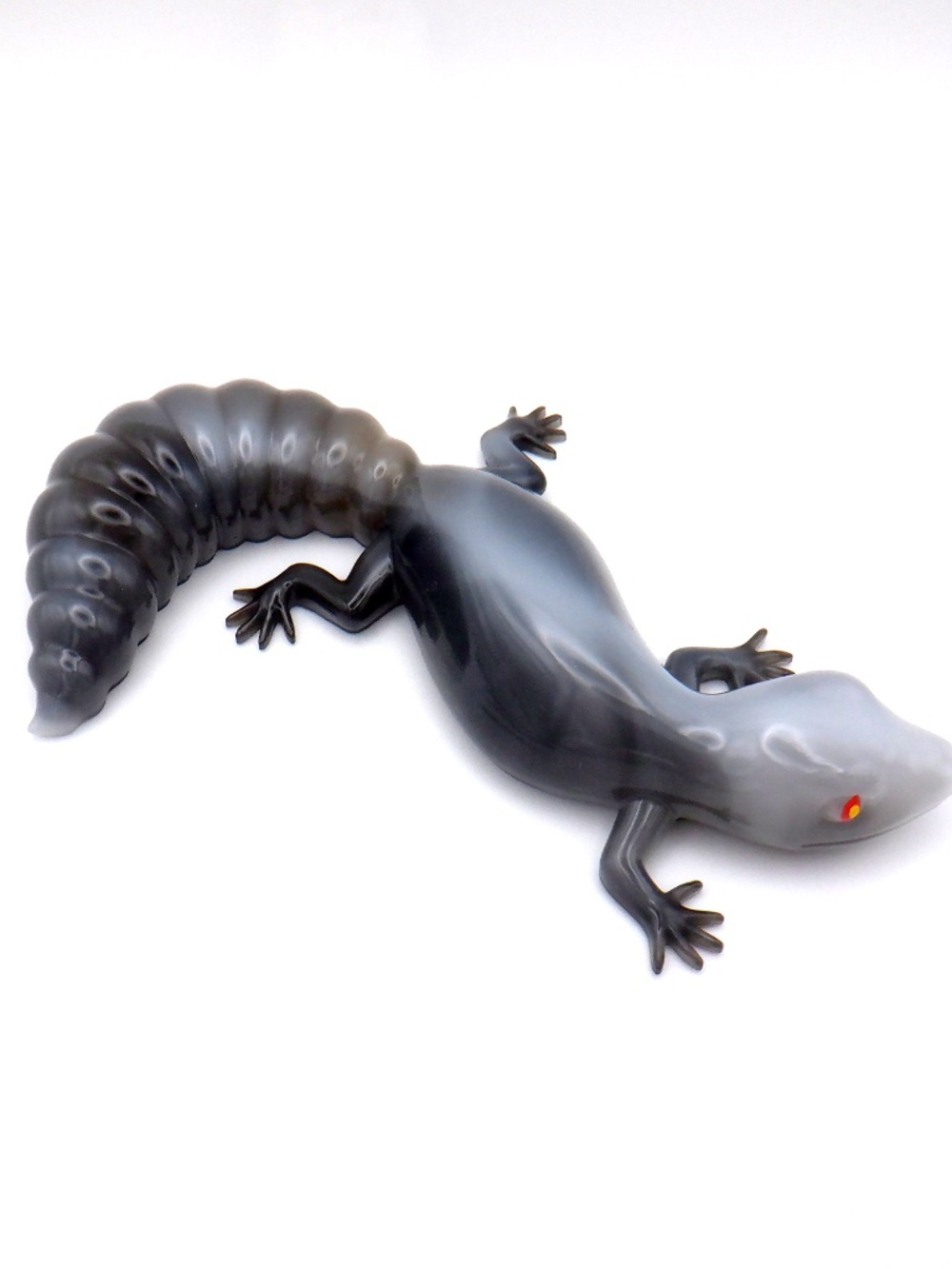Handmade Resin Lizard - Picture 2 of 5